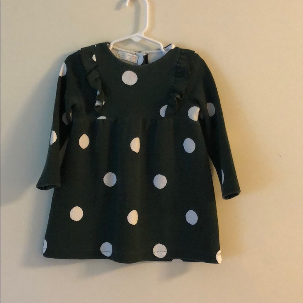 Little girls Zara dress in green
